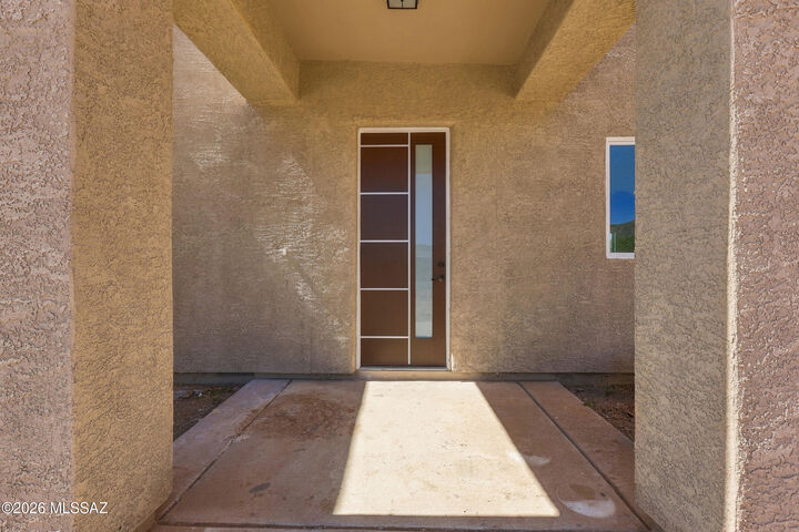 Property Photo: 44 Calle Etopia AZ 85648