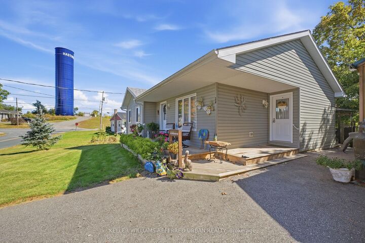 Property Photo:  24 Division Street  ON K0L 1Y0 