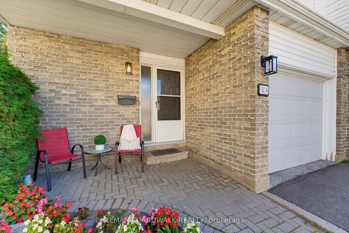 Property Photo:  32A Black Forest Lane 13  ON K2H 5C8 