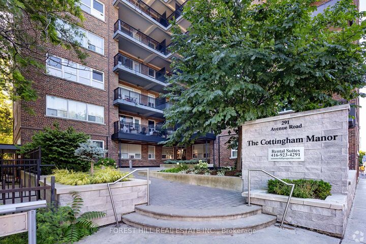 Property Photo:  291 Avenue Road 408  ON M4V 2G9 