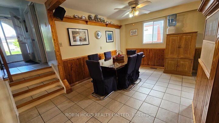 Property Photo:  86A Bernick Drive 1  ON L4M 2V6 