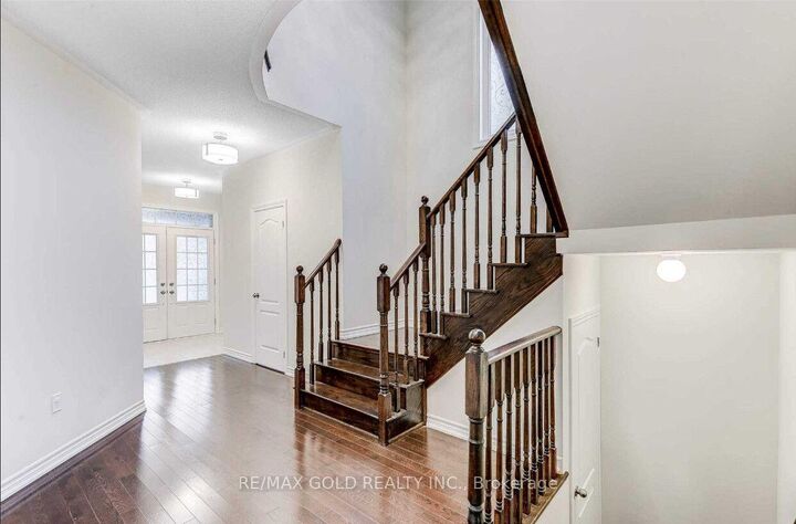 Property Photo:  1243 Ronald Inche Drive  ON L1K 0Y5 