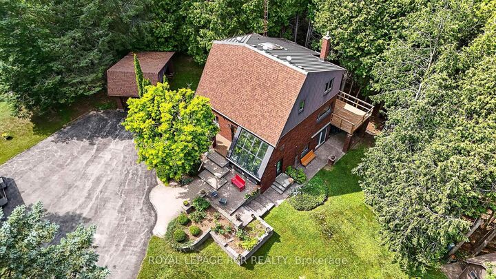 Property Photo:  502 Townline Road  ON L0B 1A0 