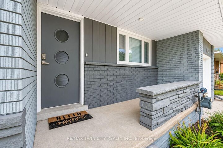 Property Photo:  106 Kenneth Avenue  ON N2A 1W2 