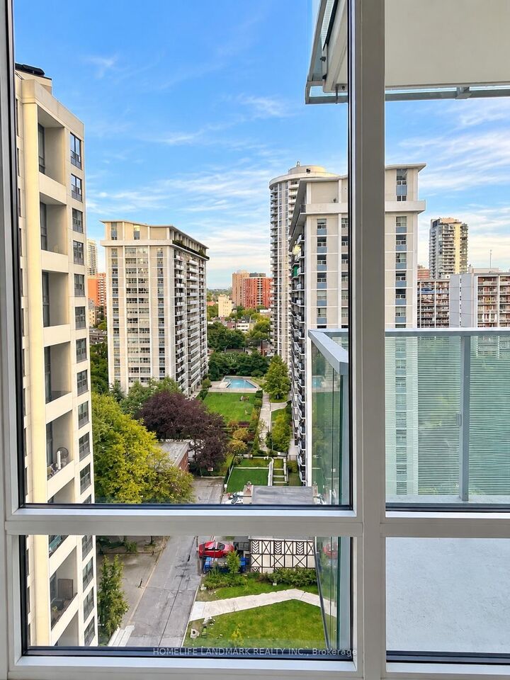 Property Photo:  501 Yonge Street 905  ON M4Y 0G8 