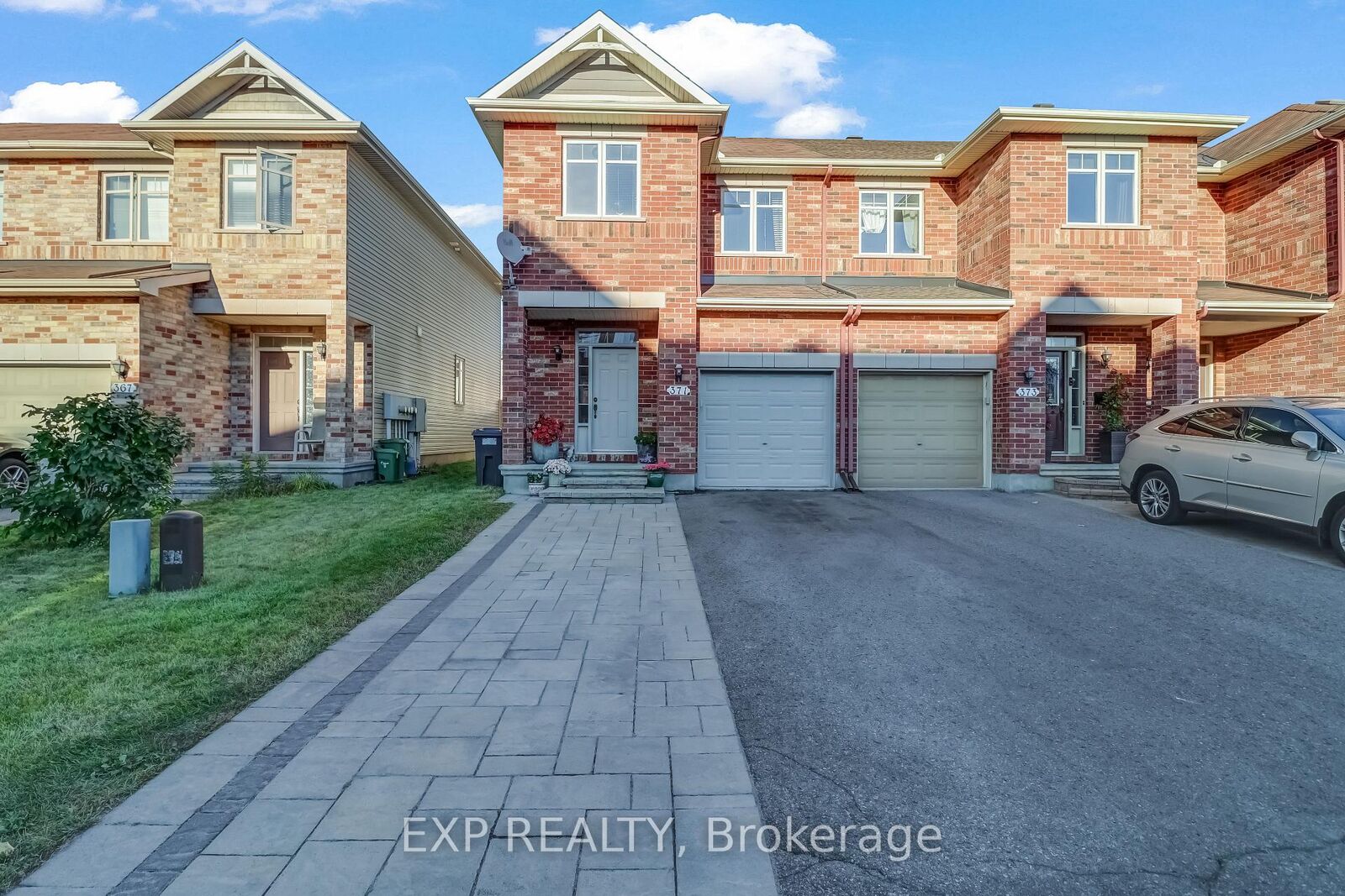 Property Photo:  371 Royal Fern Way  ON K1V 2K6 