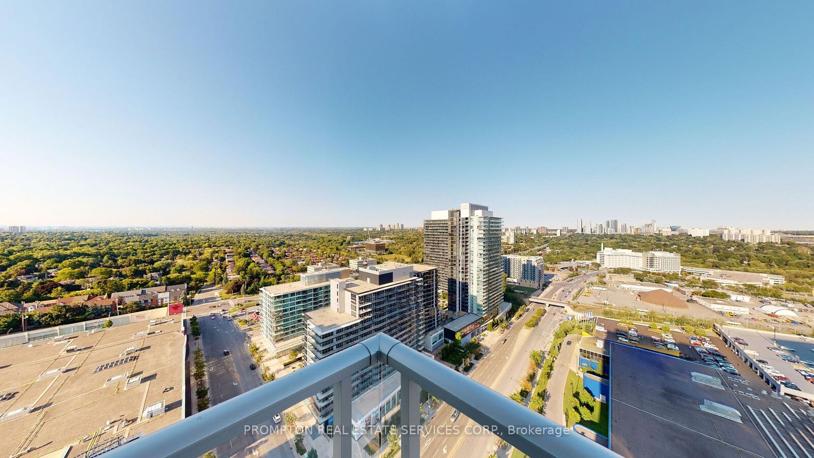 Property Photo:  121 McMahon Drive 2901  ON M2K 0C1 