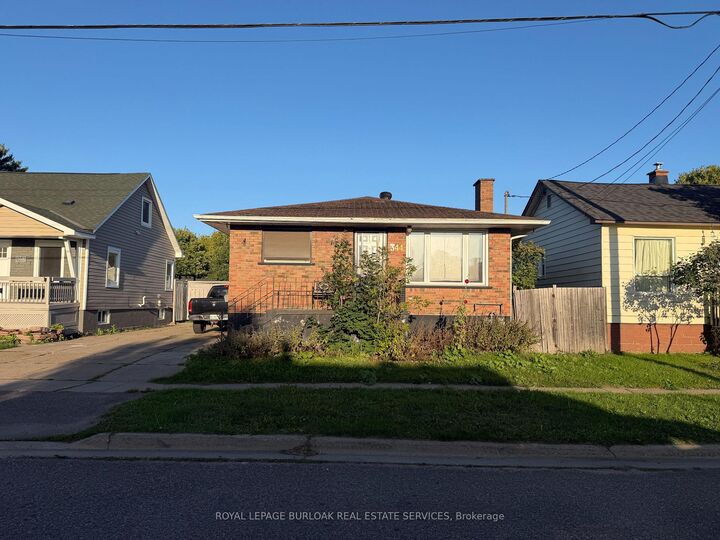 Property Photo:  344 First Avenue W  ON P6C 4P1 
