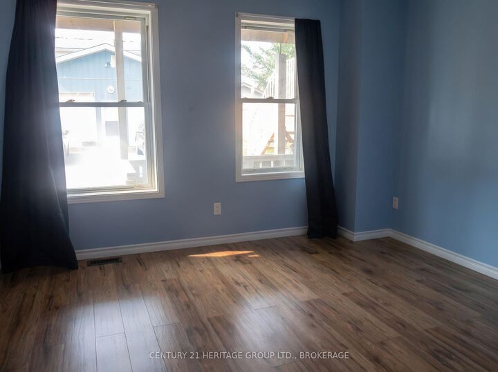 Property Photo:  154 Stephen Street  ON K7K 2C7 