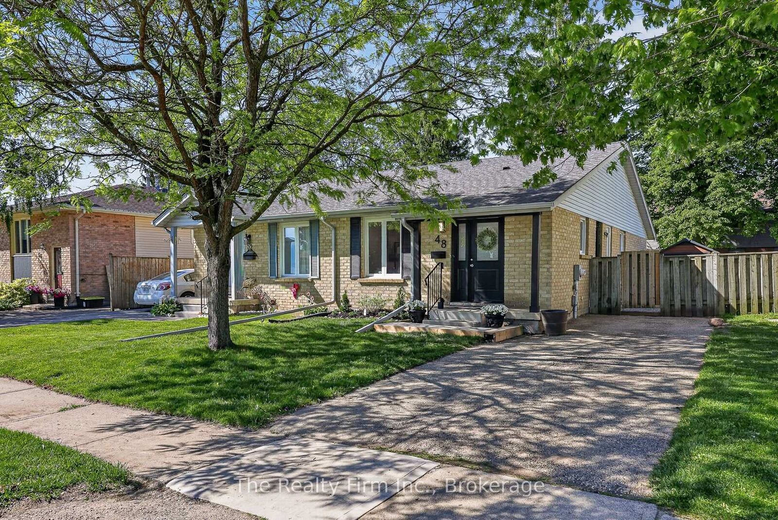 Property Photo:  48 Naskapi Street  ON N4T 1G6 