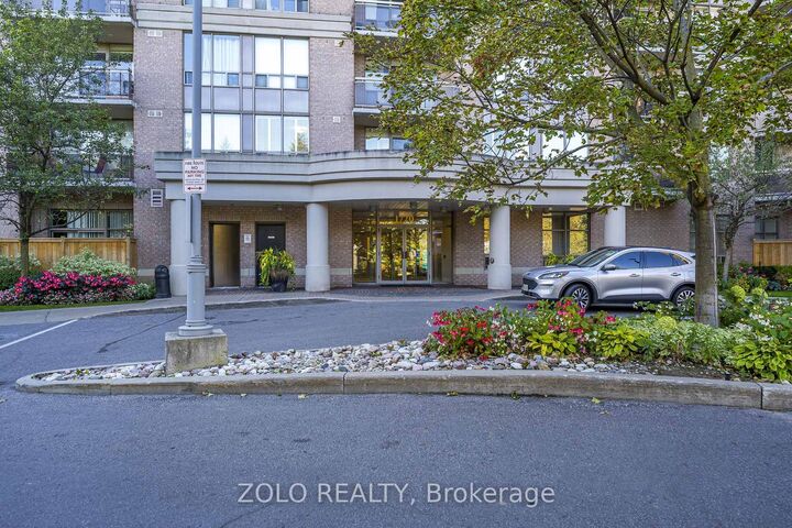 Property Photo:  1720 Eglinton Avenue E 107  ON L4W 5R2 