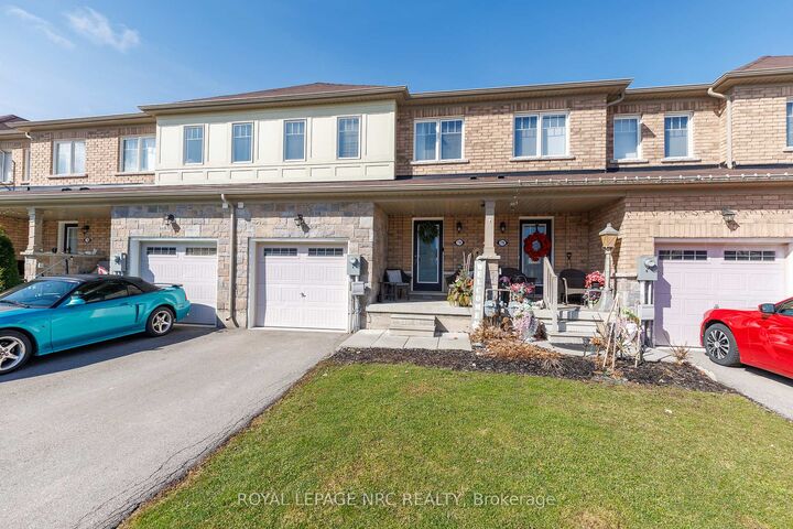 Property Photo:  7794 White Pine Crescent  ON L2H 3R4 