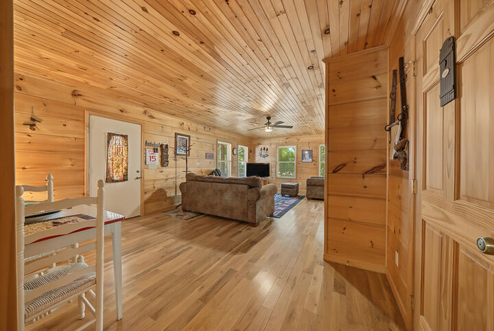 Property Photo: 164 Kangaroo Ridge Rd TN 38549
