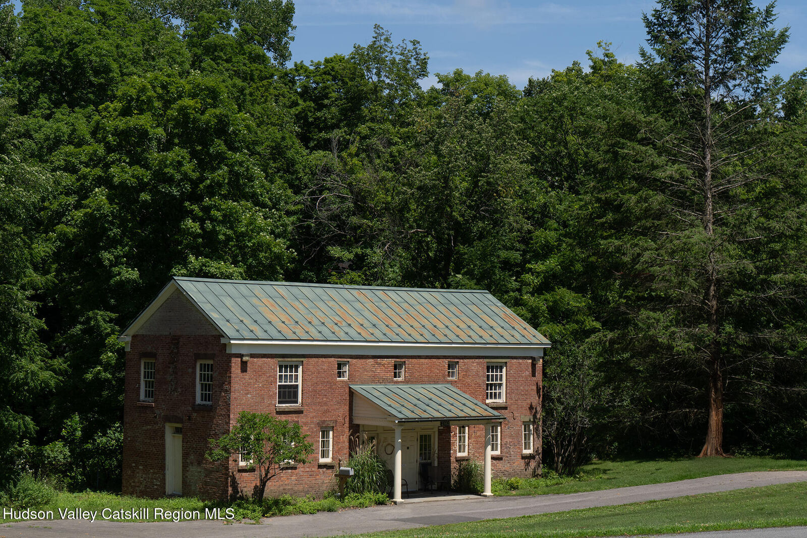Property Photo: 2354 New York 66 NY 12075