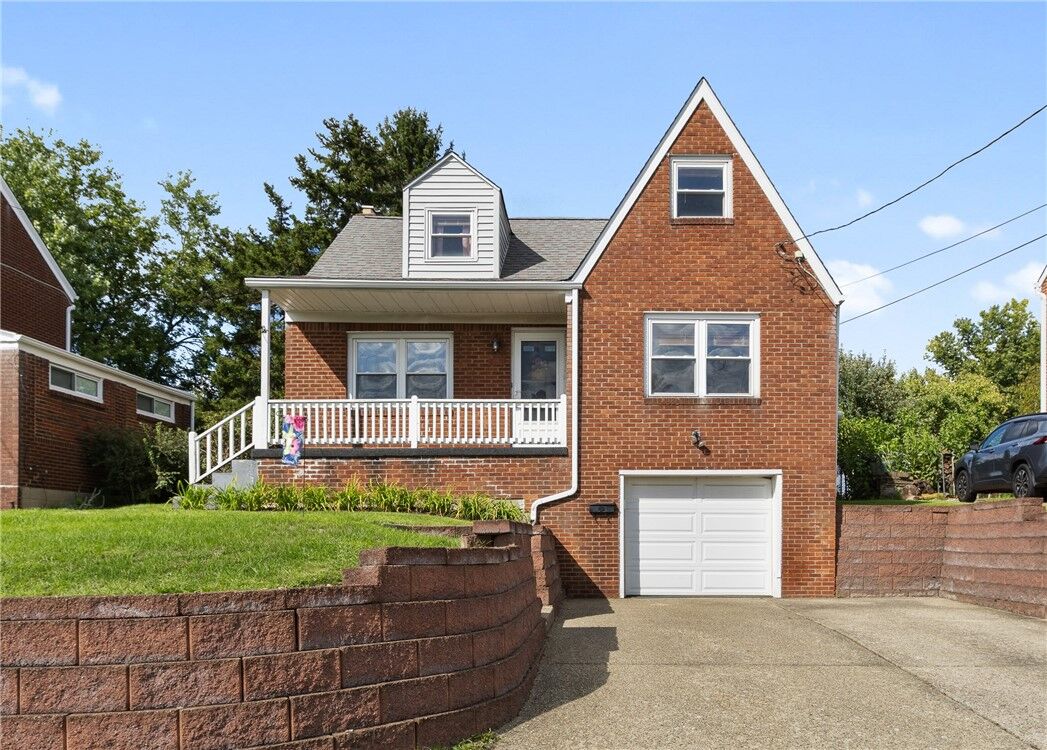 Property Photo: 115 Melvin Drive PA 15236