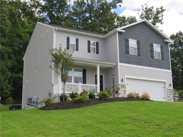 Property Photo: 220 Crabapple Lane PA 15010
