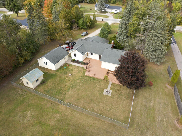Property Photo: 2826 Vanyea Road MI 49721