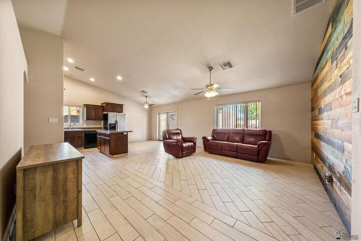 Property Photo:  10791 S Sonora St  AZ 85367 