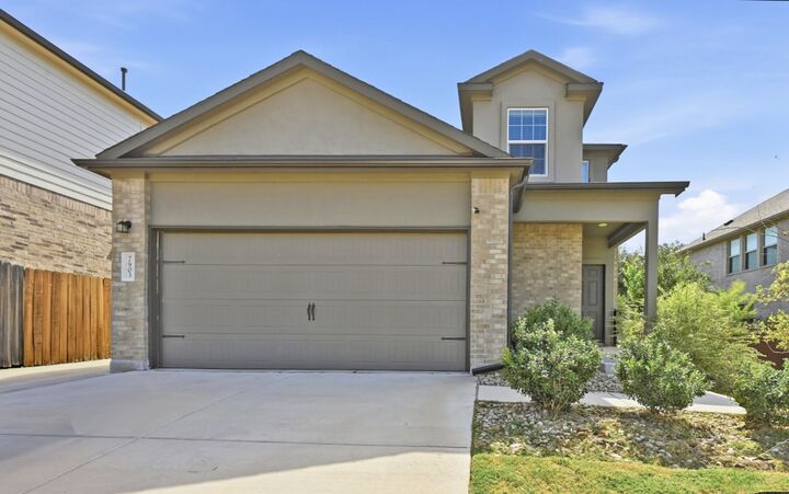 Property Photo: 7903 Prairie Rye Drive TX 78645