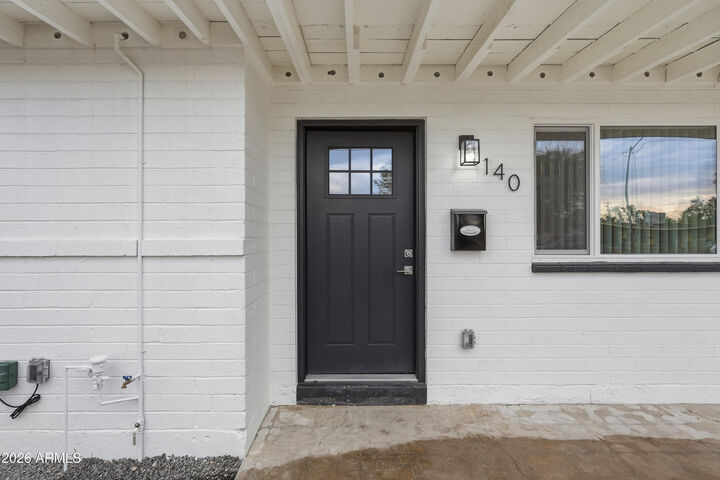Property Photo:  140 W Saragosa Street  AZ 85225 