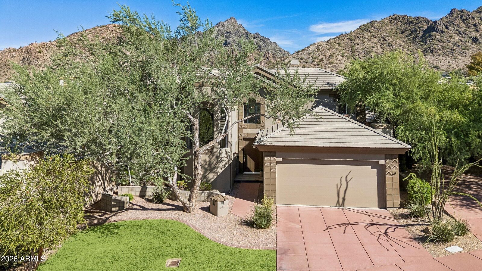 Property Photo: 3018 E Sierra Vista Drive AZ 85016