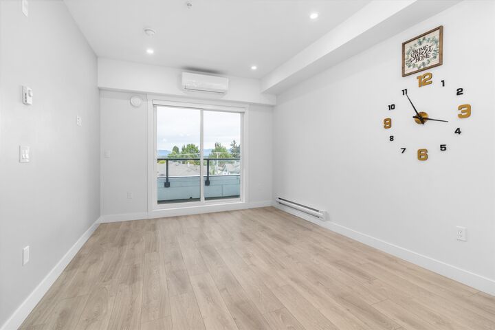 Property Photo:  14438 72 Avenue 4xx  BC V3S 0B6 