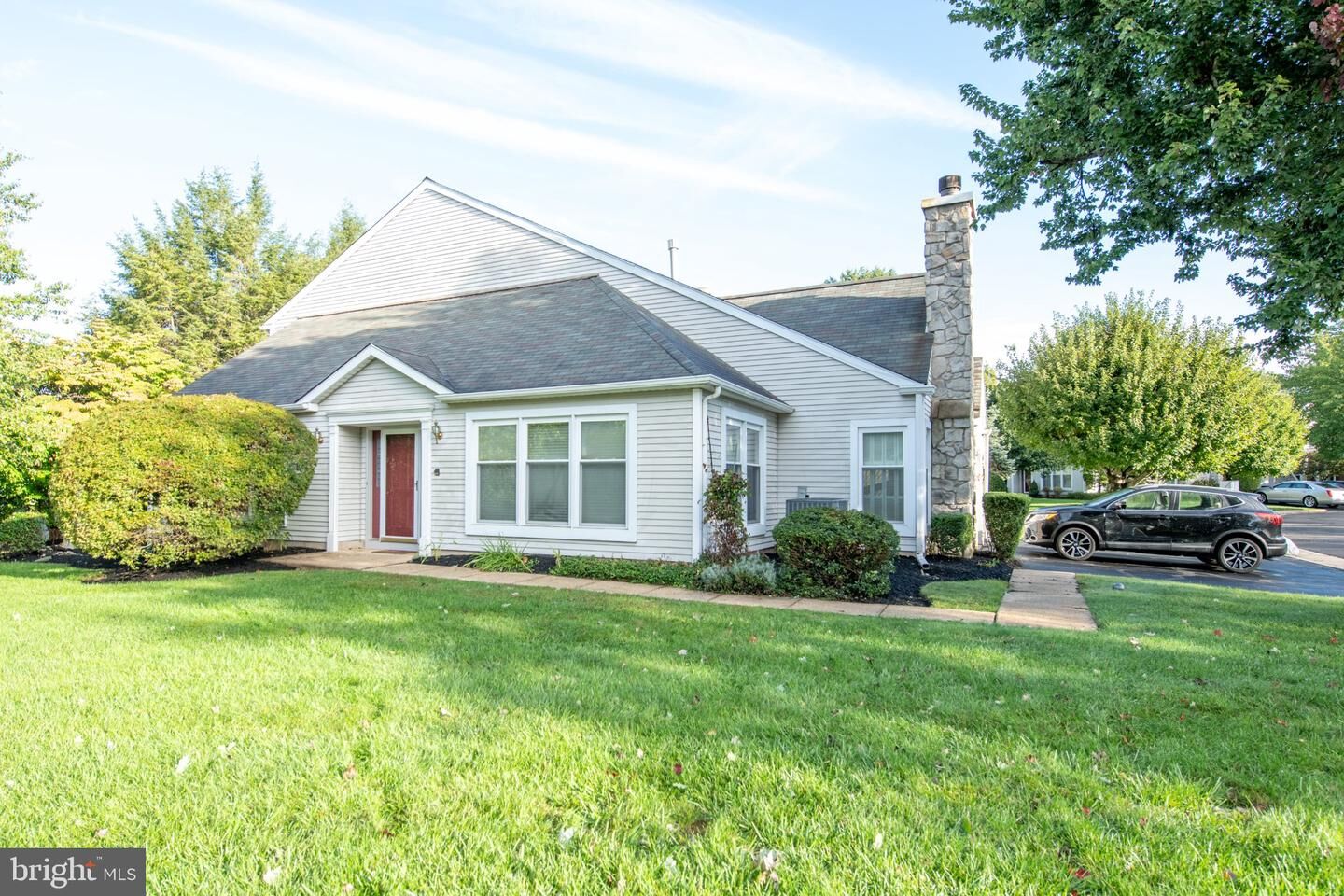 Property Photo:  11 Gaylord Court  PA 18940 
