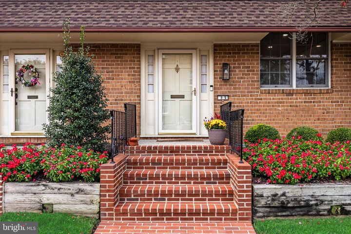 Property Photo: 633 E Main Street D5 NJ 08057