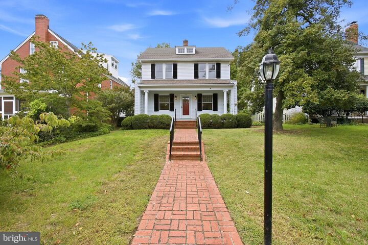 Property Photo:  1302 Littlepage Street  VA 22401 