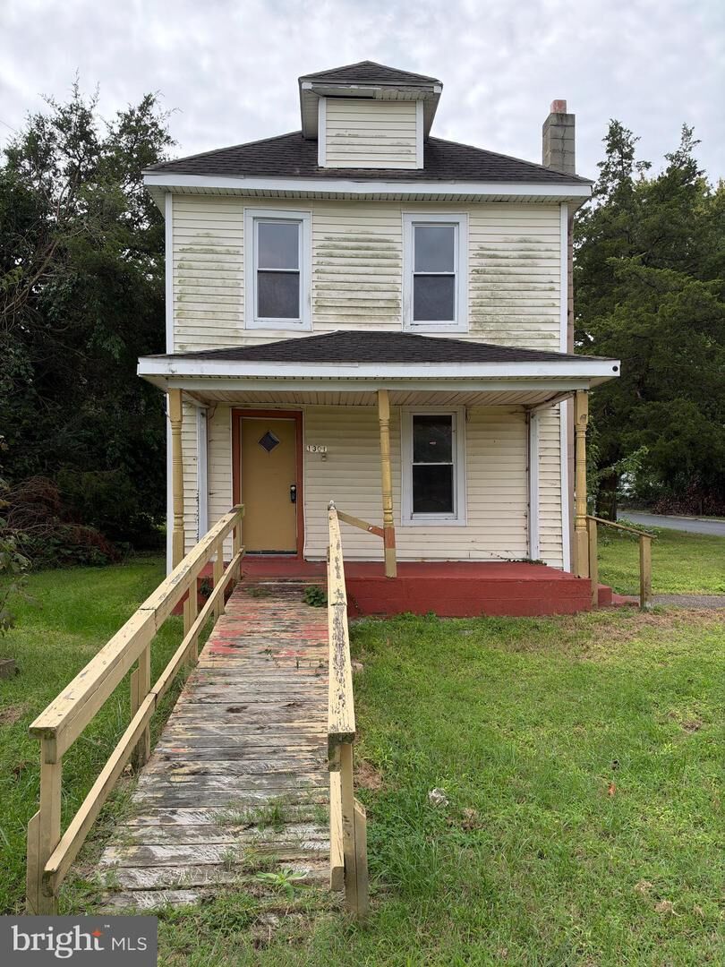 Property Photo:  1301 Chestnut Street  MD 21875 