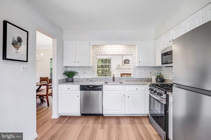 Property Photo:  13536 Leith Court  VA 20151 