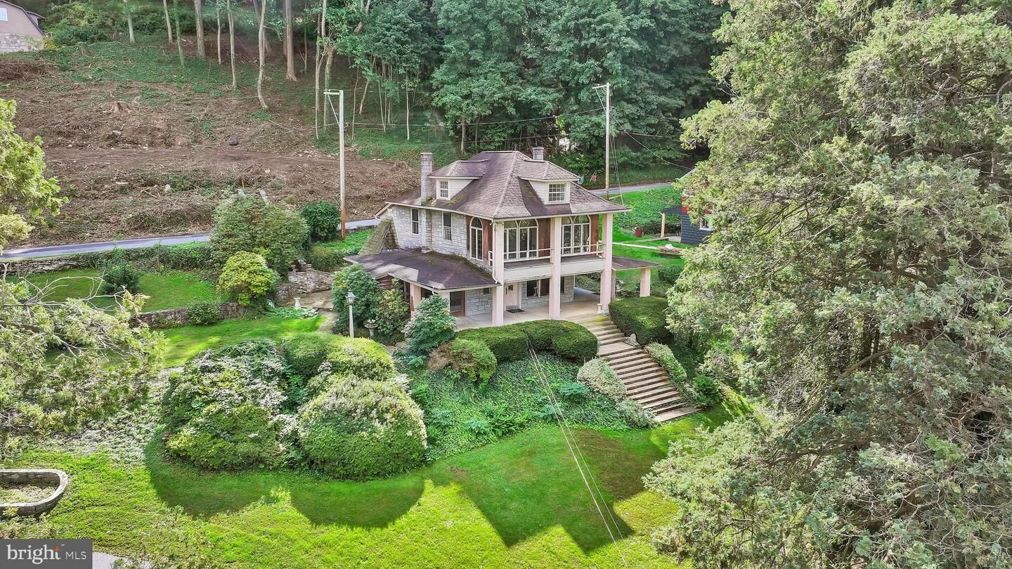 Property Photo:  21 Lake Aldred Terrace  PA 17565 