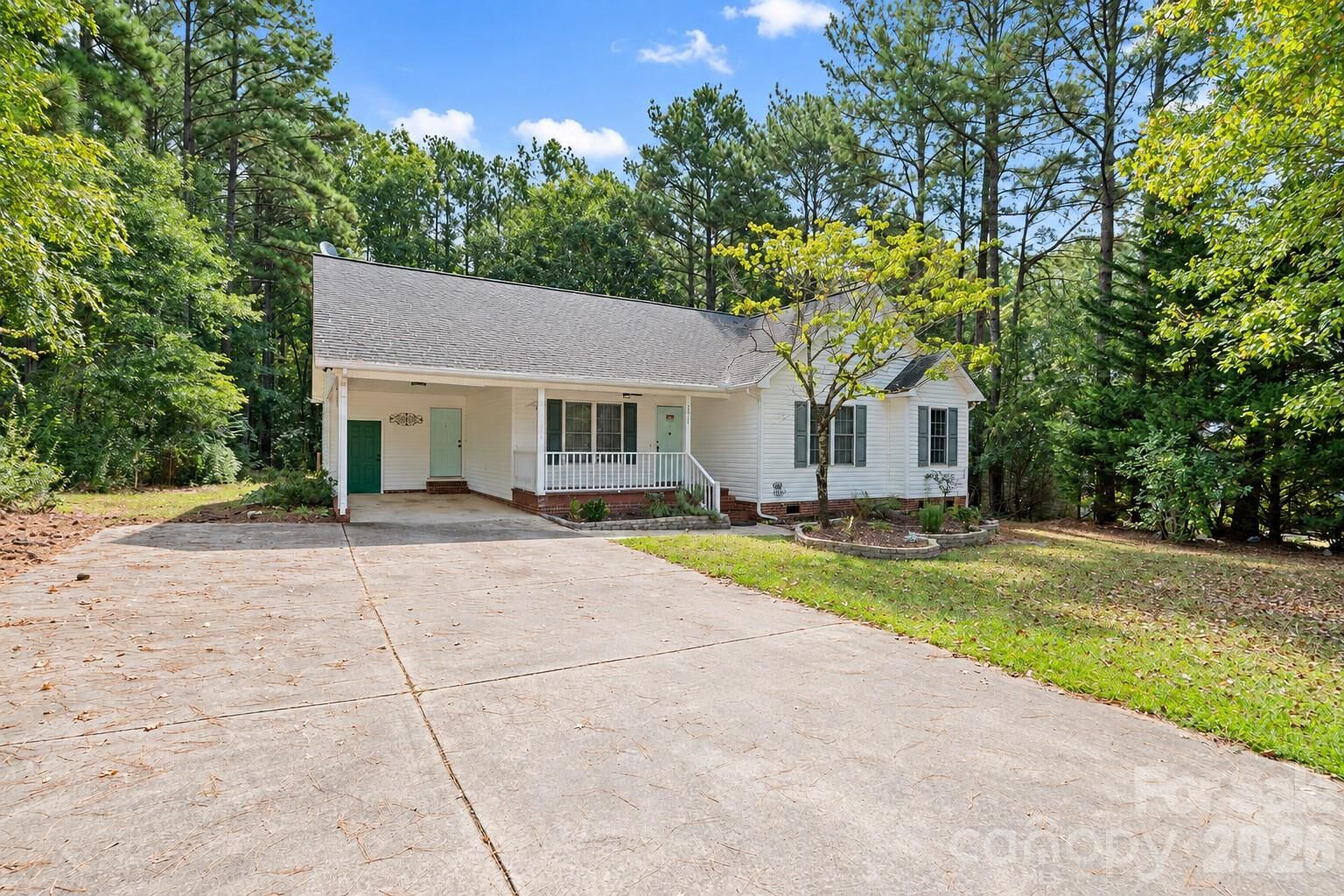 Property Photo:  2017 Country Club Drive  SC 29720 