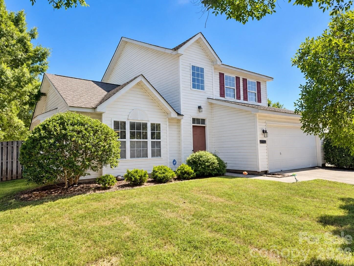 Property Photo:  15751 Southern Garden Lane  NC 28278 