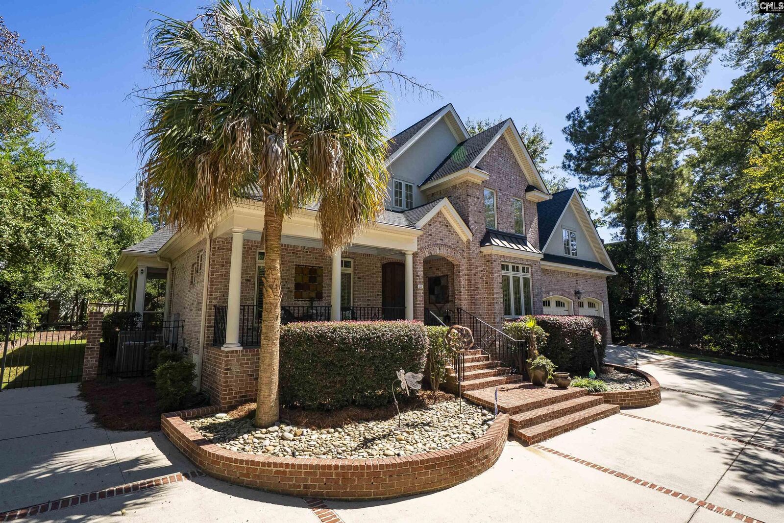 Property Photo:  824 Beltline Blvd  SC 29205 