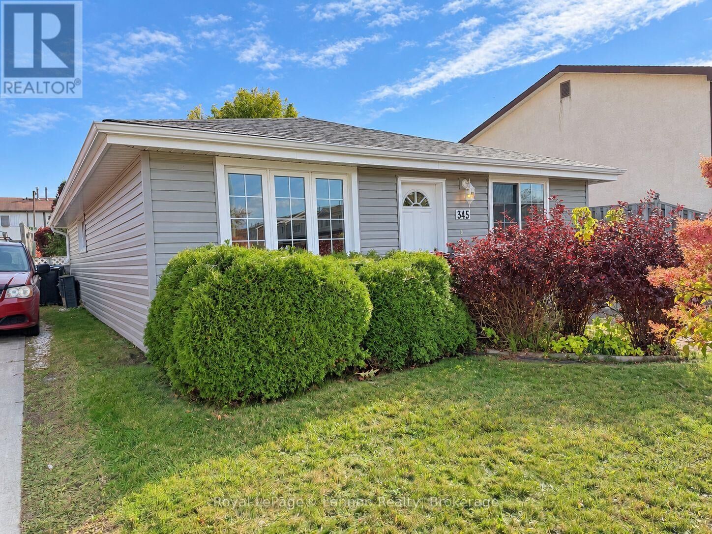 Property Photo:  345 County Boulevard  ON P7A 7S4 