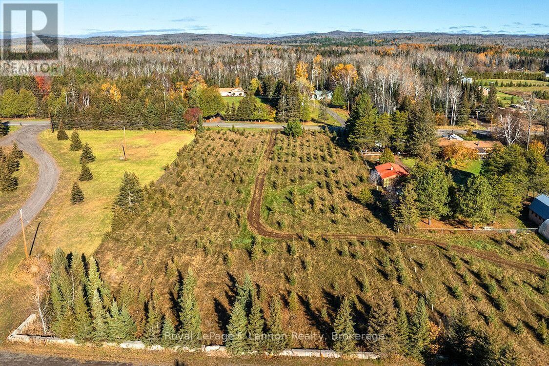 Property Photo:  2265 Government Road  ON P7G 1V2 