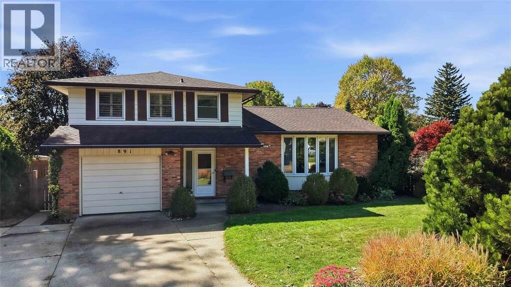 Property Photo:  891 Allandale Drive  ON N7S 3E3 