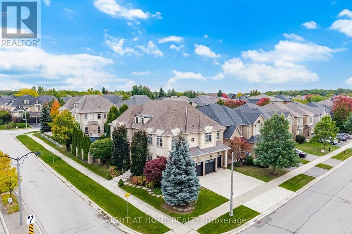 Property Photo:  2122 Law Hill Gate  ON L6M 0A7 