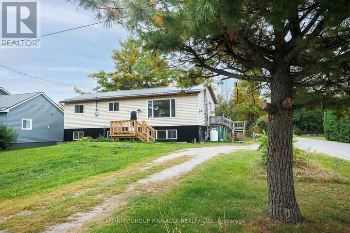 Property Photo:  24 Oakwood Drive  ON K0M 1N0 