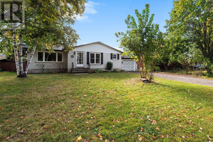 Property Photo:  10 Robert Road  ON K7H 2Z8 