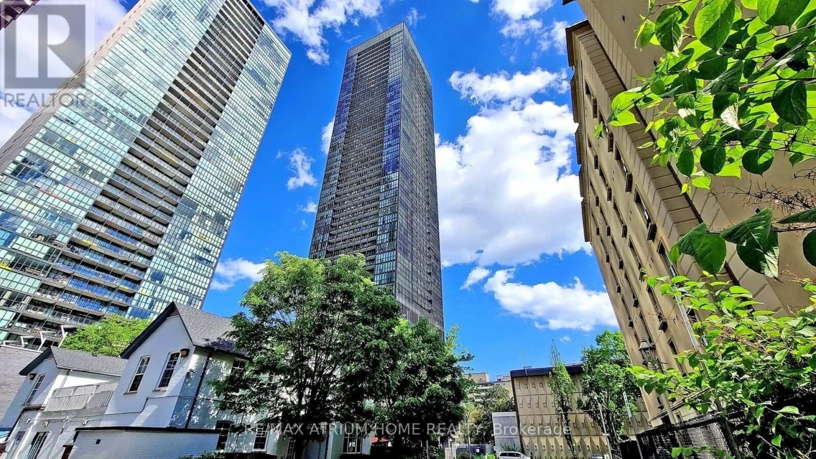 Property Photo:  101 Charles Street East 4510  ON M4Y 1V2 