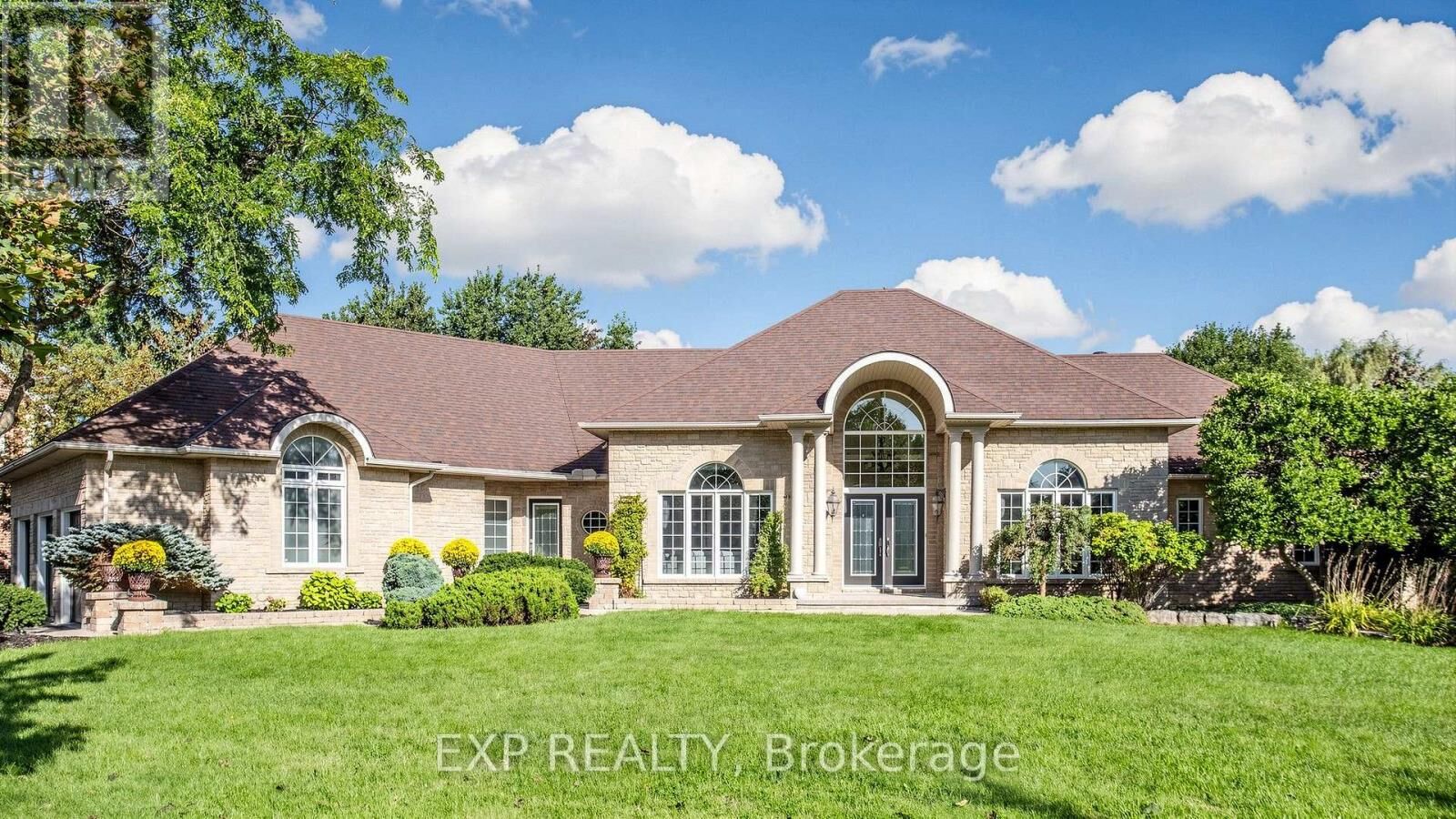 Property Photo: 36 Maplehyrn Avenue ON L0G 1V0