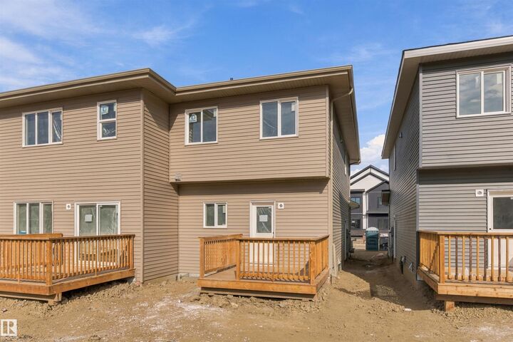 Property Photo:  9 Worwyck Common  AB T7X 4E1 