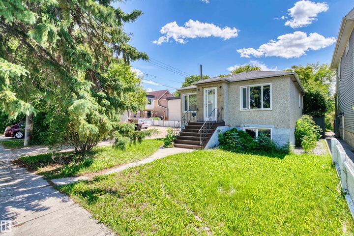 Property Photo:  10607 73 Ave NW  AB T6E 1C3 