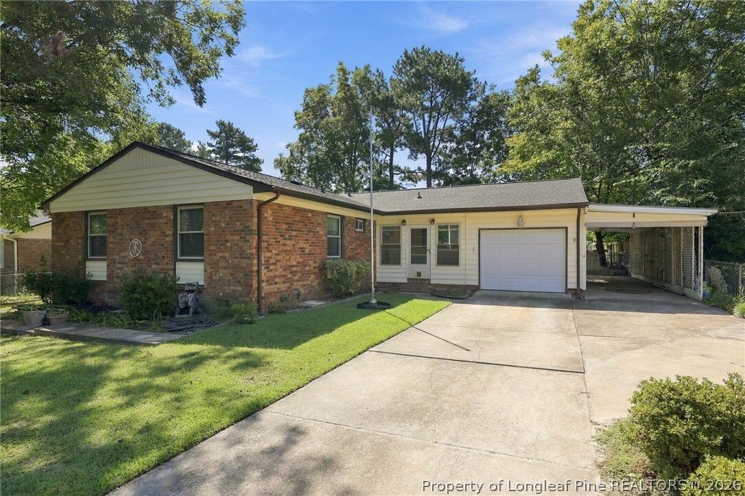 Property Photo:  433 Morningside Drive  NC 28311 