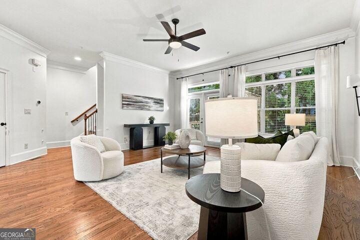 Property Photo: 934 Delaronde Court GA 30328