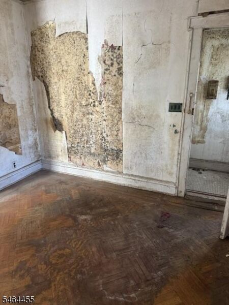 Property Photo:  36 S 20th St  NJ 07018 
