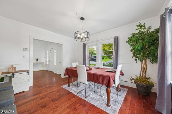 Property Photo:  20 Ridgeview Ave  NJ 07052 