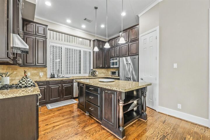 Property Photo: 3123 Austin Street TX 77004